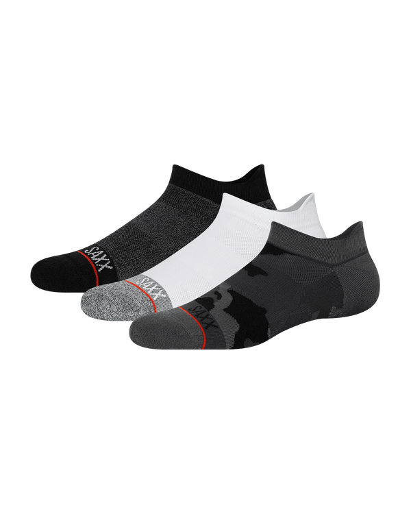 Front of Whole Package Low Show Sock 3-Pack in Black/White/Super Camo