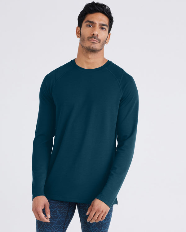 Front - Model wearing  Roast Master Baselayer Mid-Weight Long Sleeve Crew in Storm