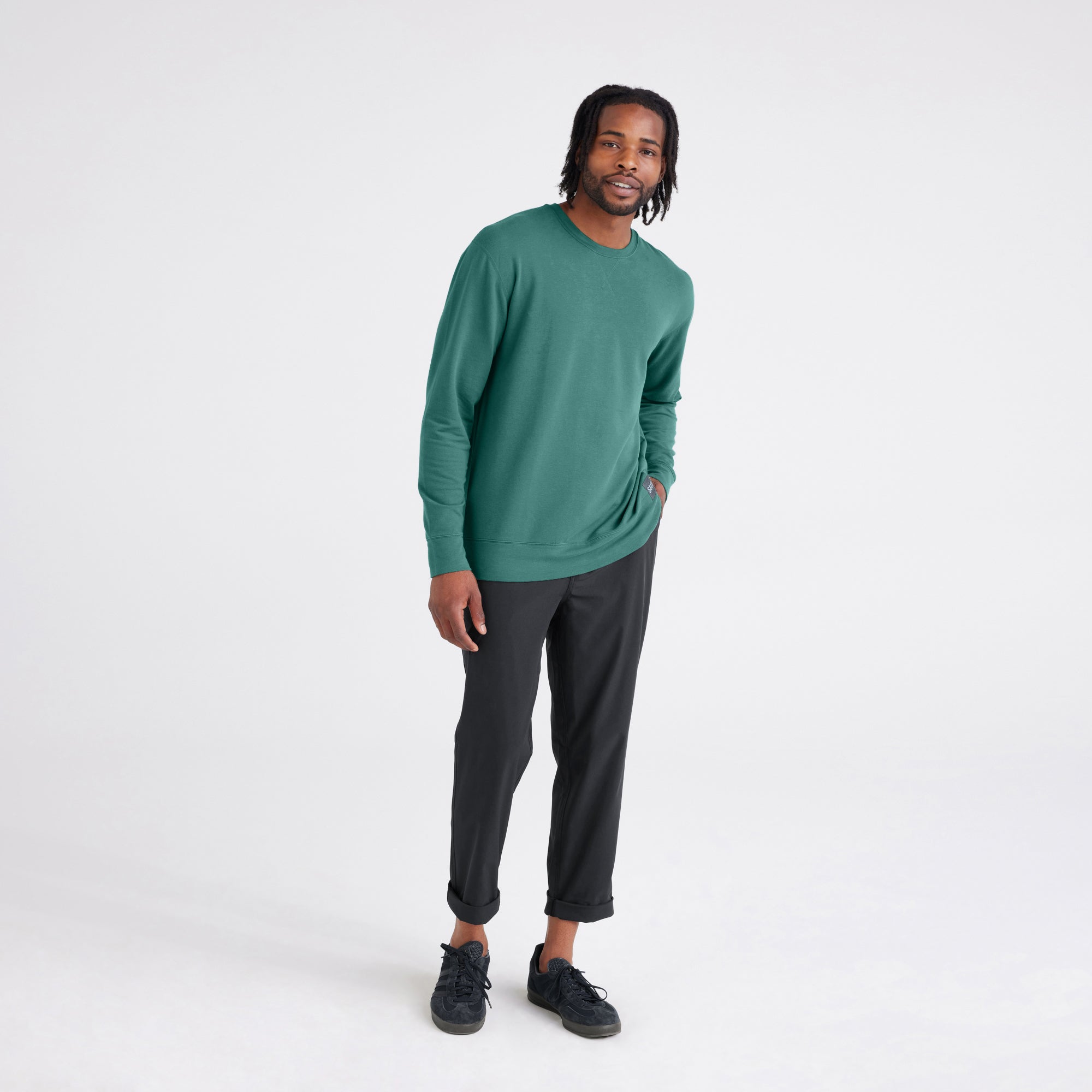 Front - Model wearing  3Six Five Lounge Long Sleeve Crew in Pine